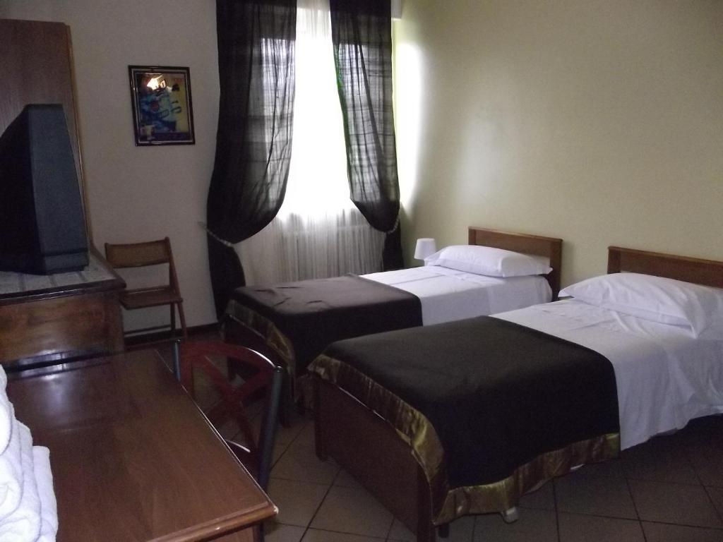 Hotel Ventolosa Villa dʼAlmè Стая снимка